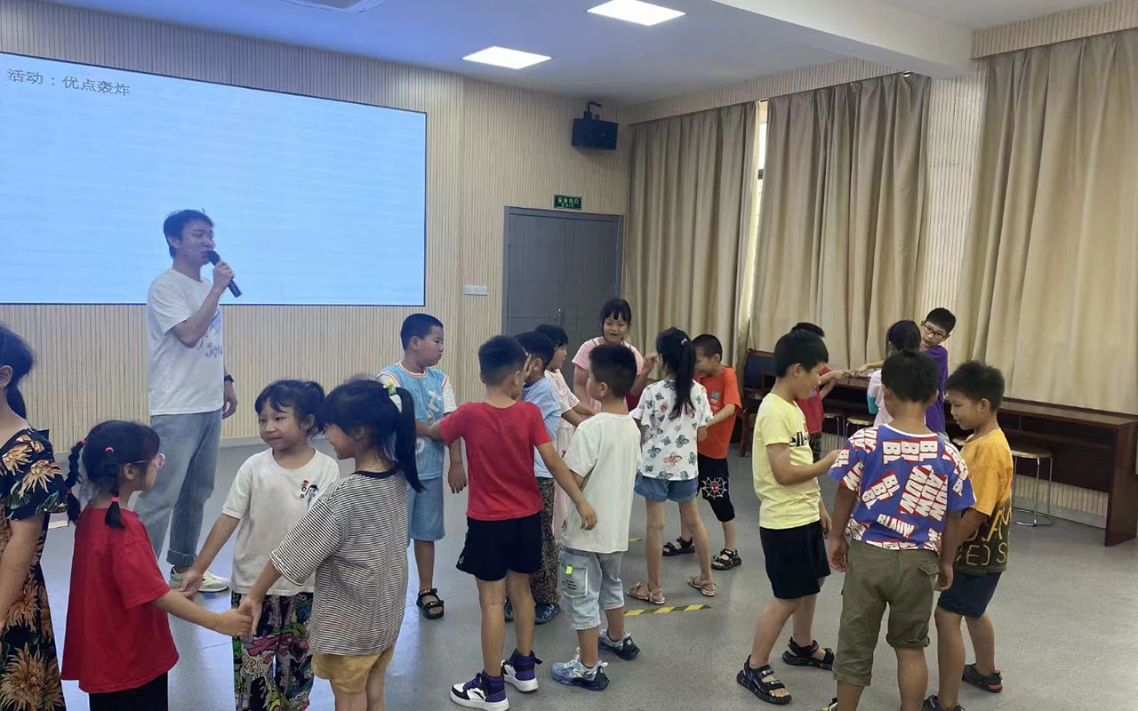 西固龙观乡中心学校